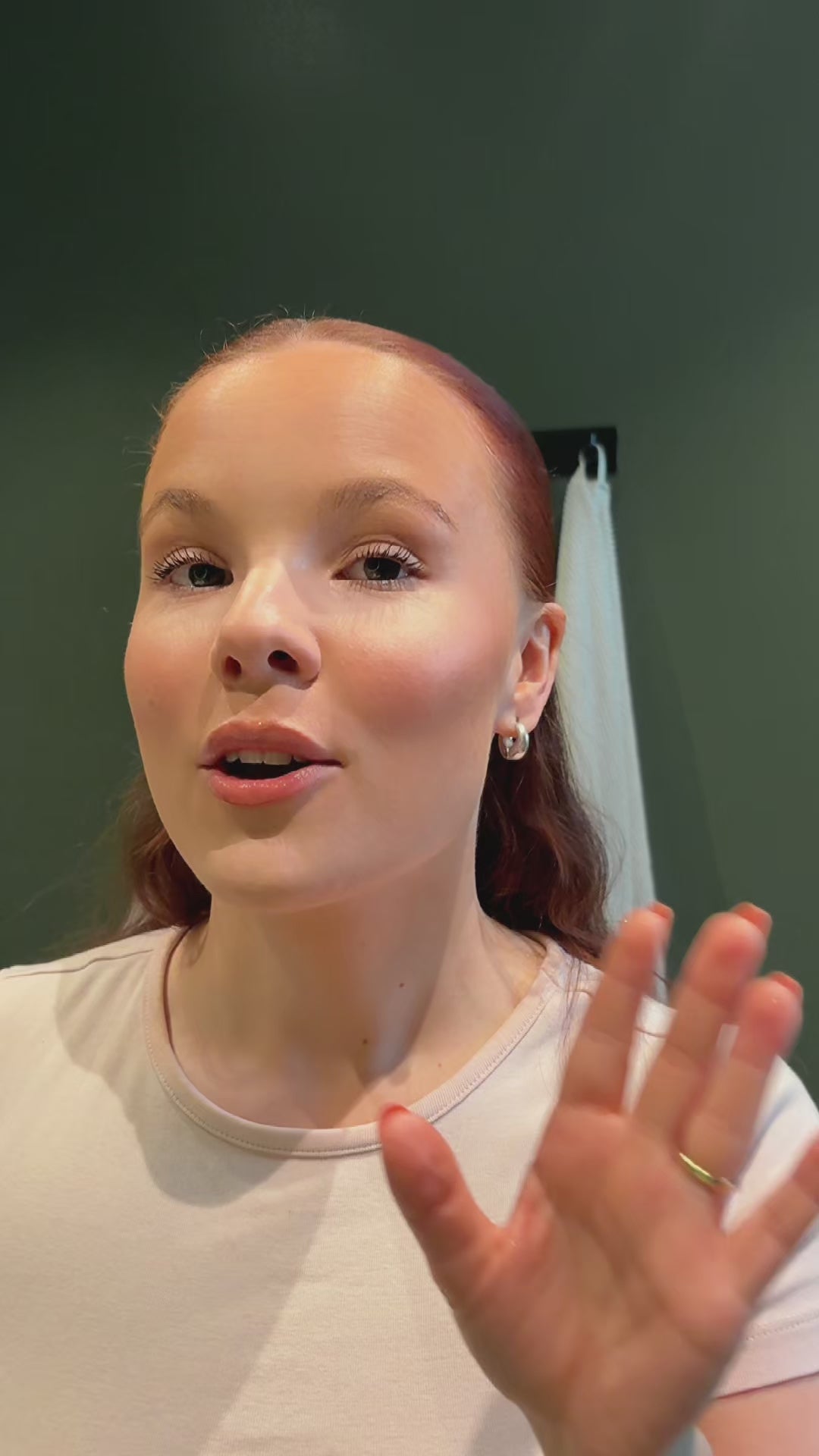 Last inn video: 